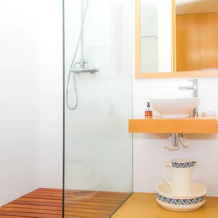 Tatil Evi Liiiving In | Lawny Pool House Caminha
