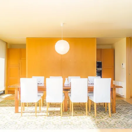 Holiday home Liiiving In | Lawny Pool House